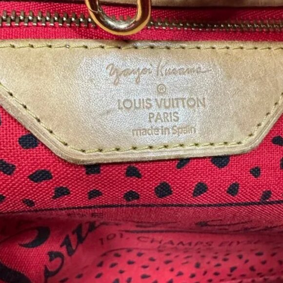 Yayoi Kusama x Louis Vuitton Red Waves Monogram Neverfull MM Tote Bag - Picture 11 of 16
